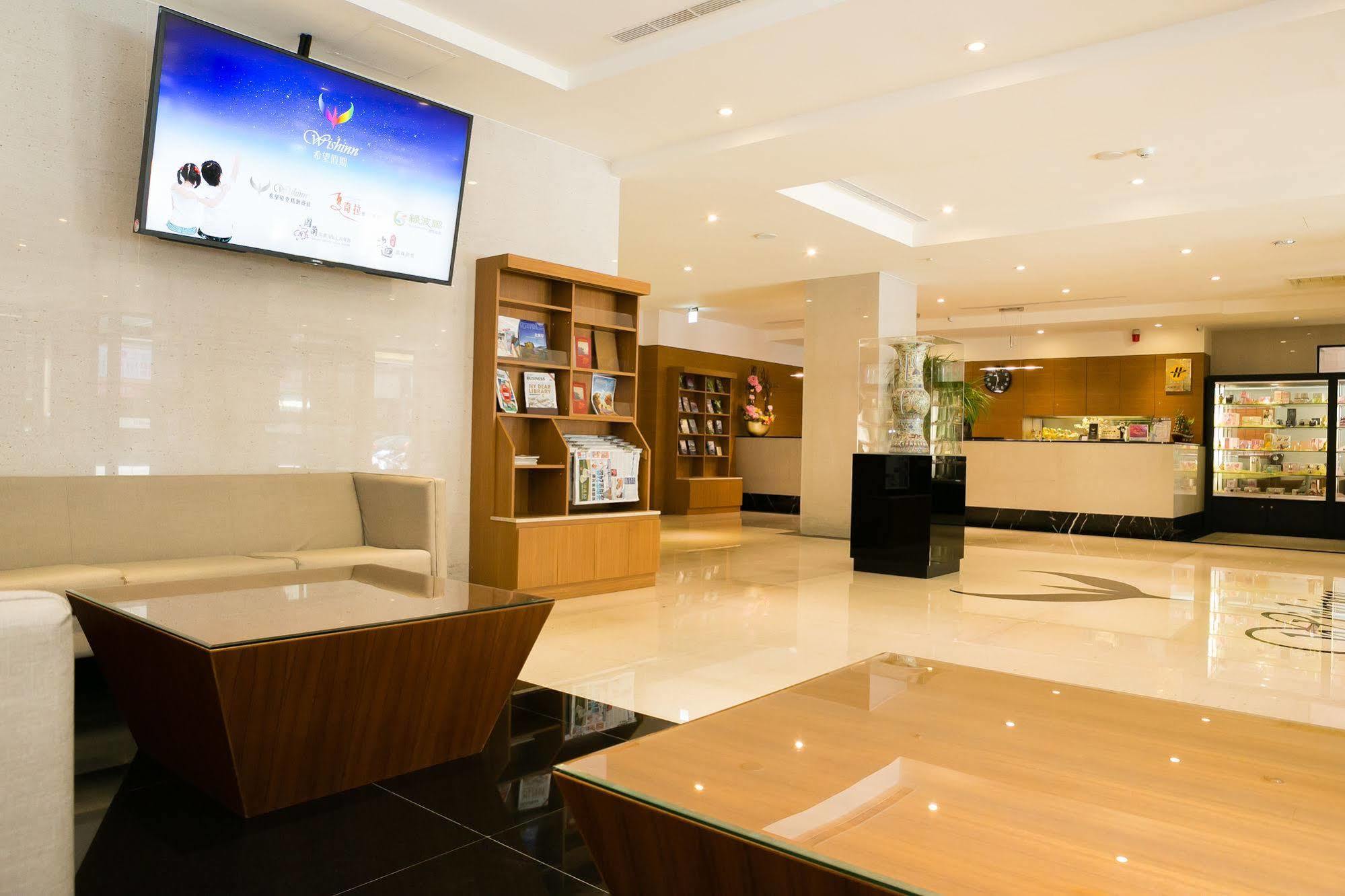 Wish Inn Hotel Kaohsiung Extérieur photo